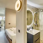 Atic Sun Miami 아파트
