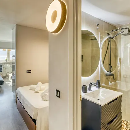 Atic Sun Miami Apartment
